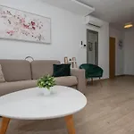 Lovely In Appartement *