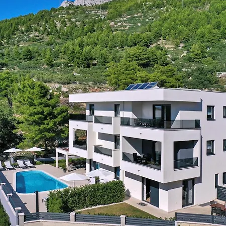 Beautiful In Appartement Baška Voda